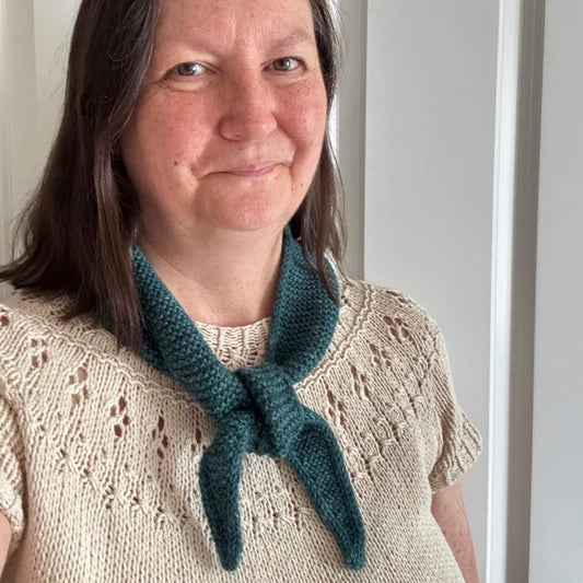 Knitting Journal : podcast episode 66 - socks, small scarves, Olga Sweater, Evendoon Cardigan and some crochet