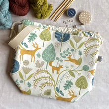 Load image into Gallery viewer, Woodland knitting project bag handmade by Eldewnwood Craft