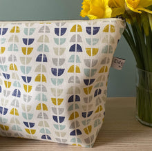 Load image into Gallery viewer, Zippered knitting project bag in Scandi inspired fabric from Eldenwood Craft 